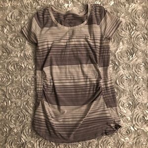 GUC Liz Lange Maternity Gray & White Striped Shirt